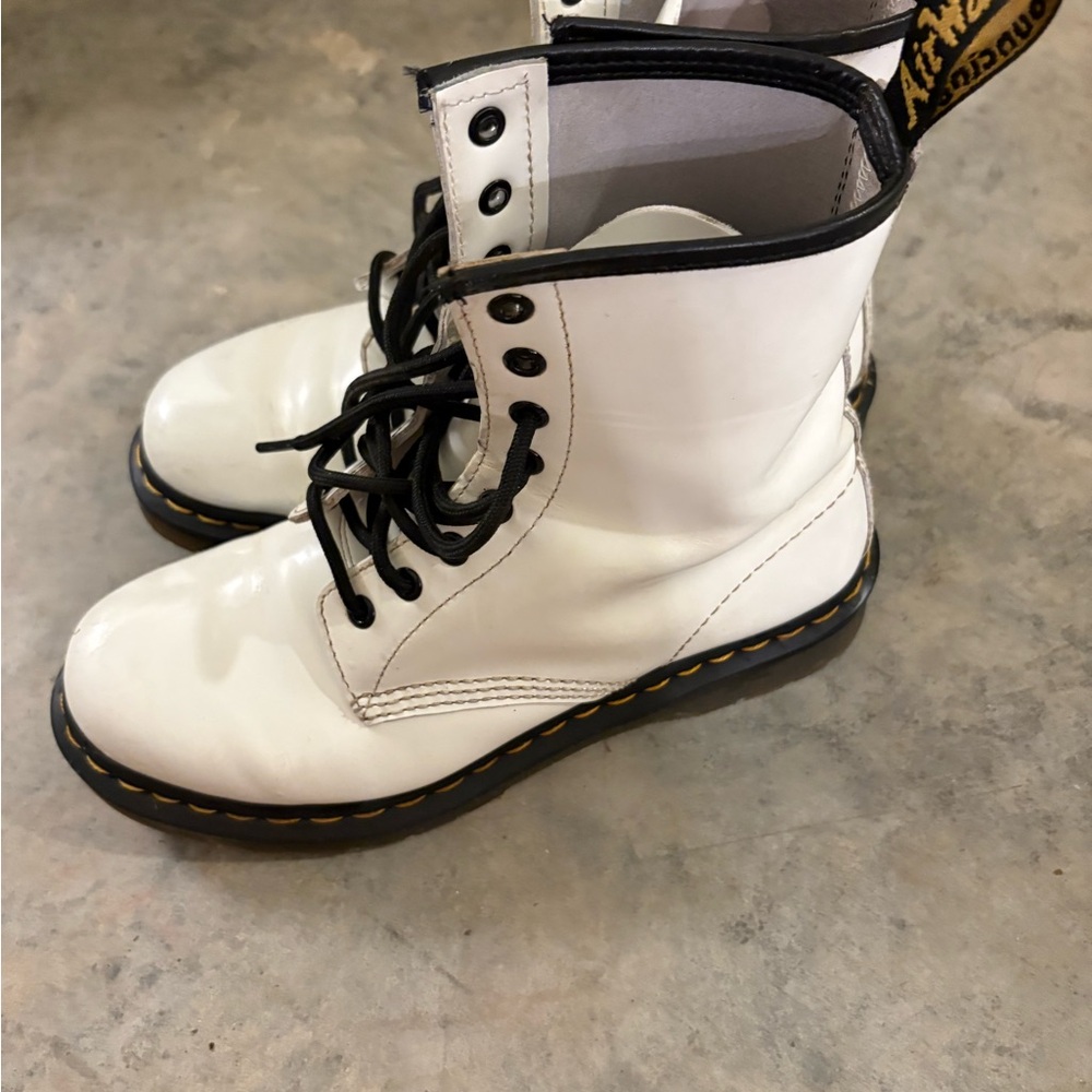 Dr. Martens White Leather Boots with Black Laces - Picture 3 of 5